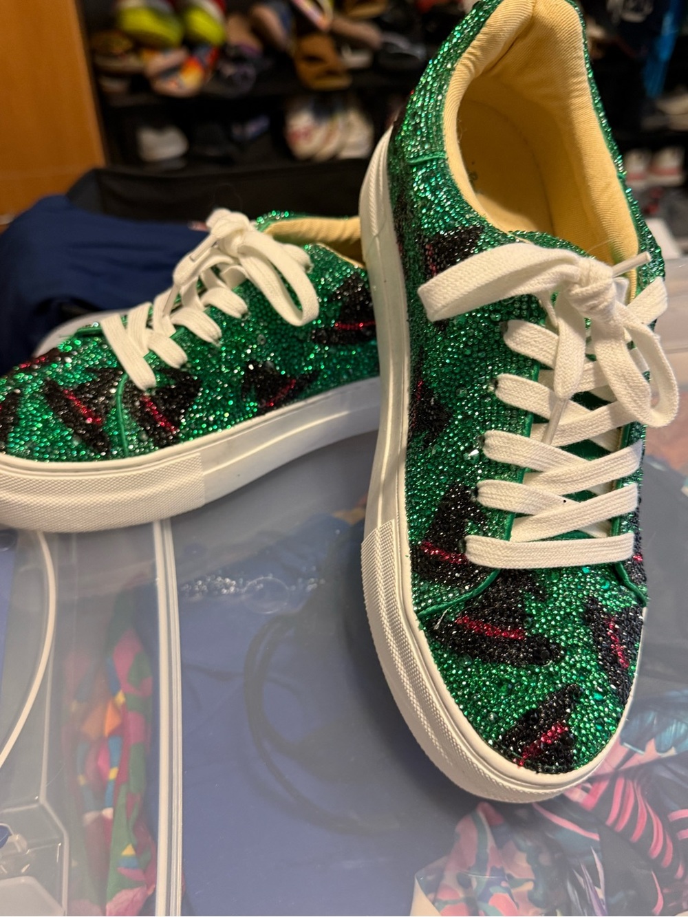 Betsy Johnson ( wicked Style) low tops, NWOT sz 9